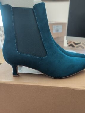 Women's Journee Collection Suede Booties With Kitten Heel. Blue